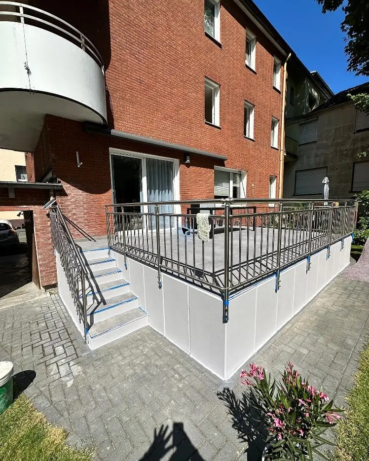 Terrasse · 90 × 90 – ausgeführtes Projekt