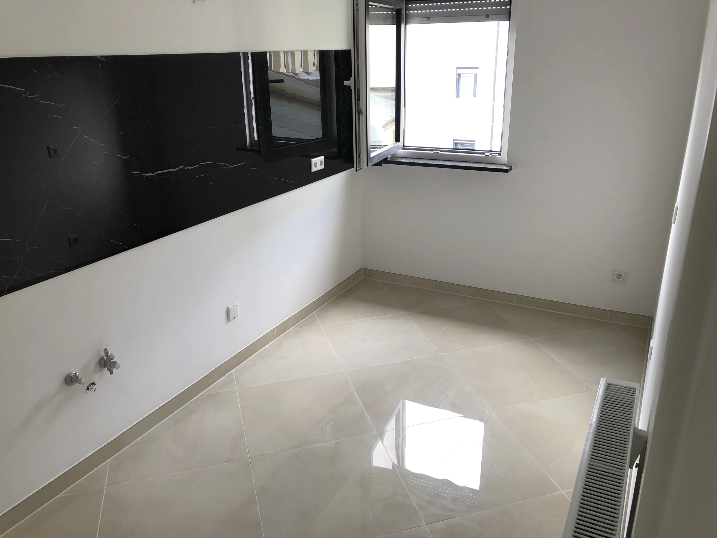 Wohnung · 86 m² – Küchenrückwand
